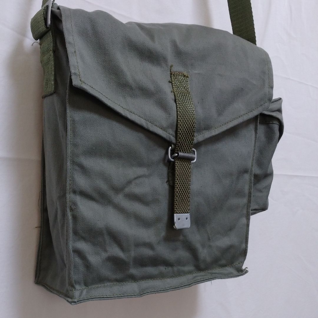 □ポーランド軍 M41ガスマスクバッグ 【Polish Army M41 Gasmask Bag